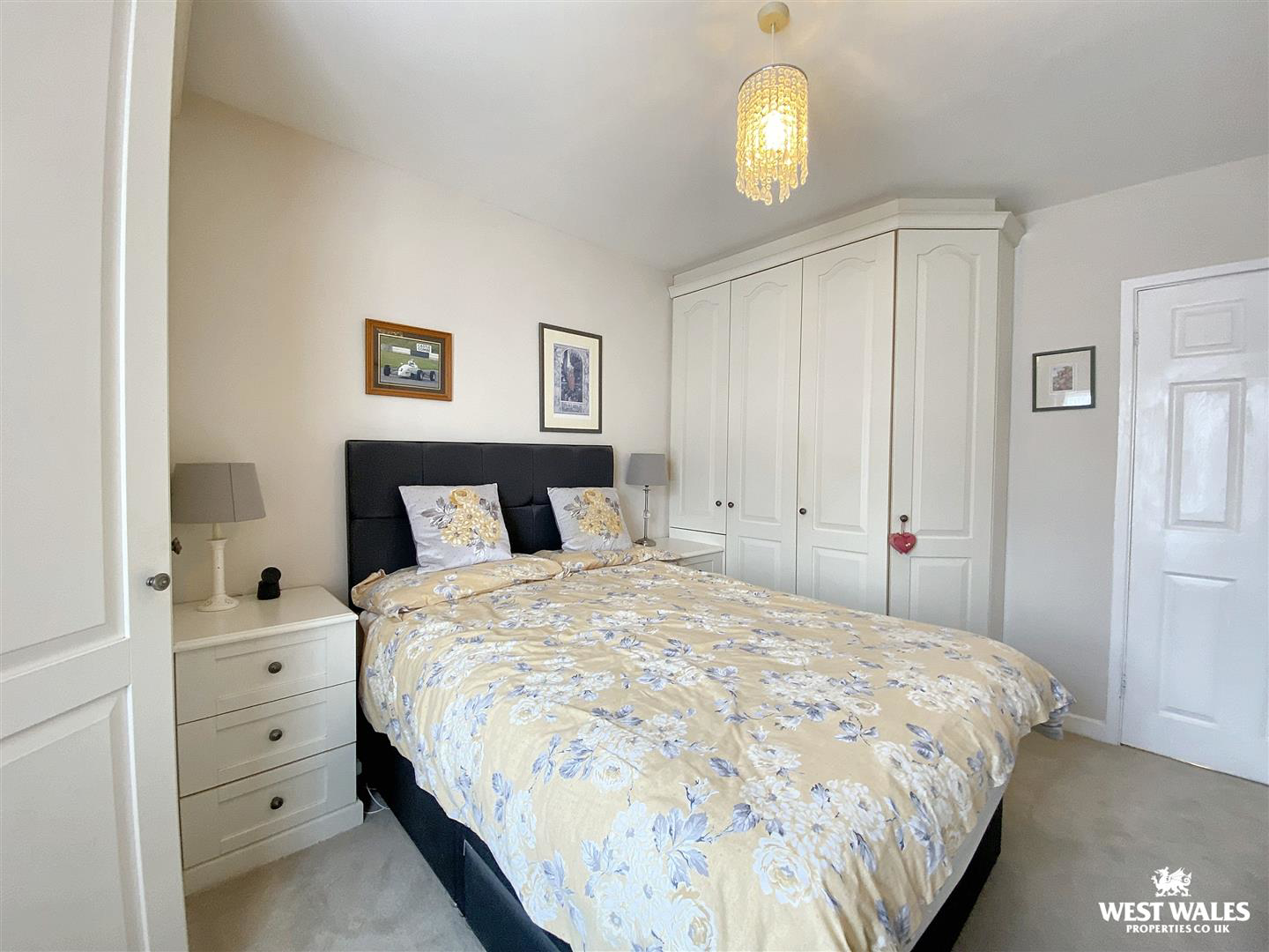 Connaught Place, Pembroke Dock, photo 9