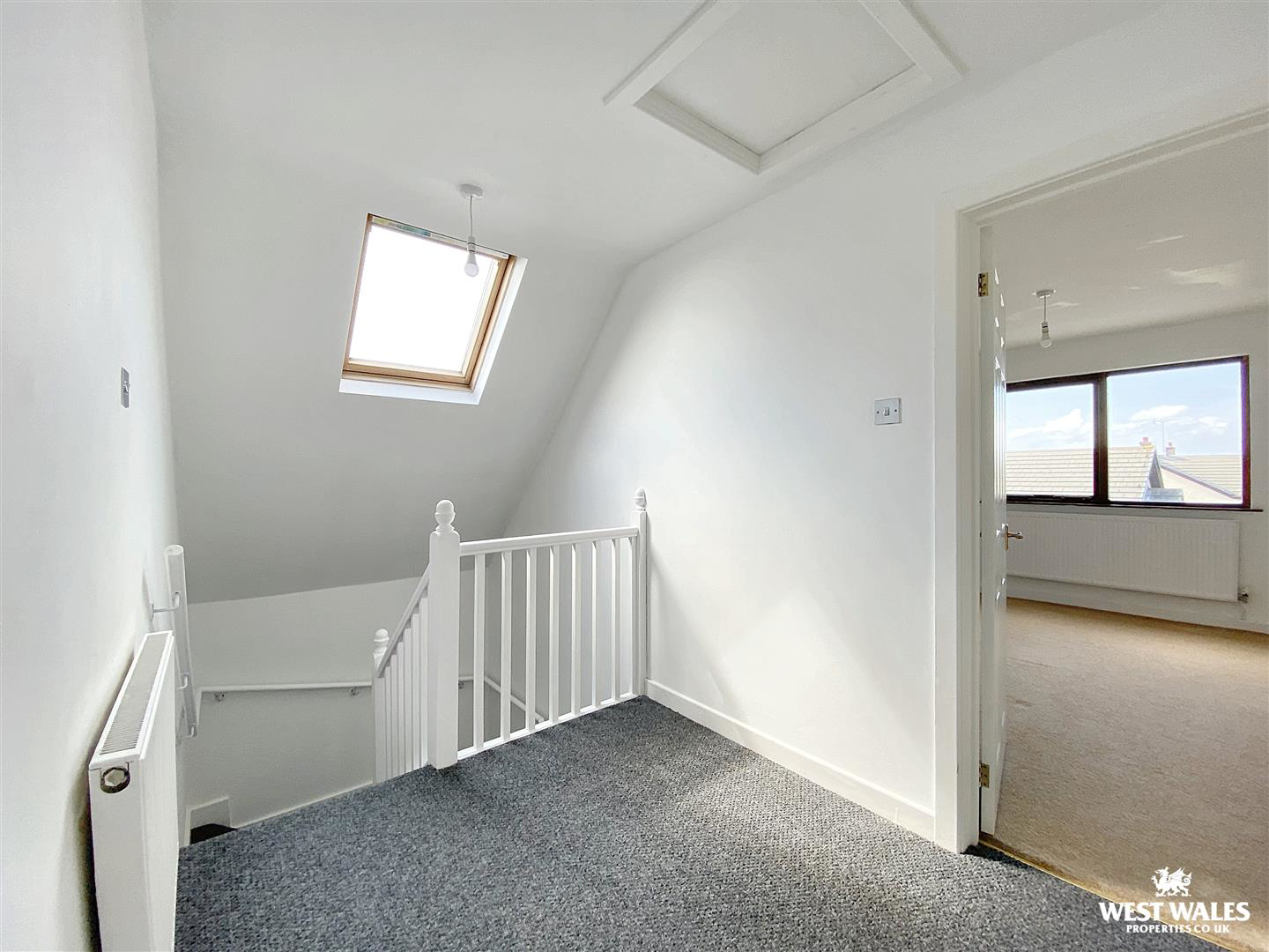 Cenarth Close, Pembroke Dock, photo 11