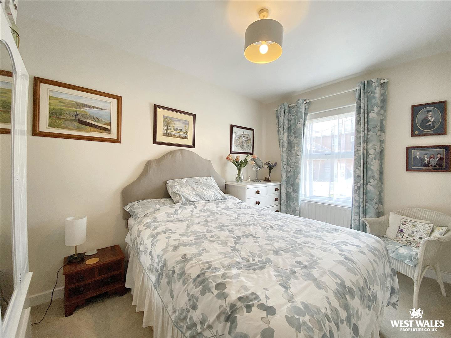 Connaught Place, Pembroke Dock, photo 10