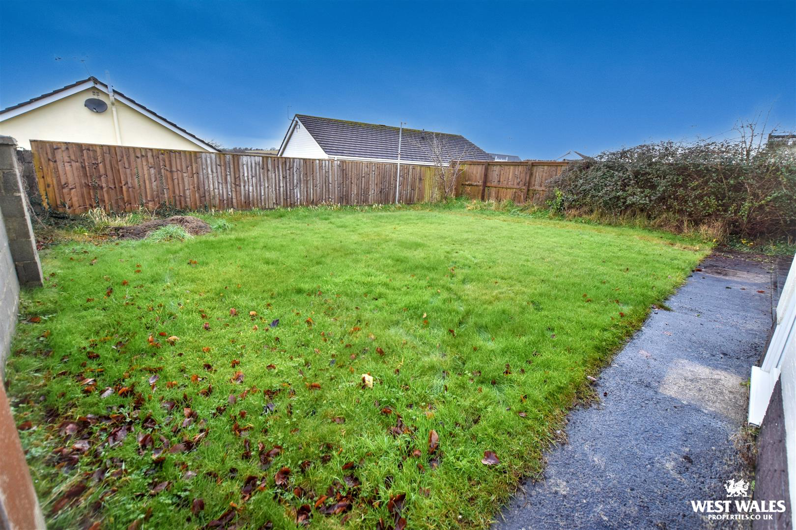 Vicarage Fields, Pembroke, photo 4