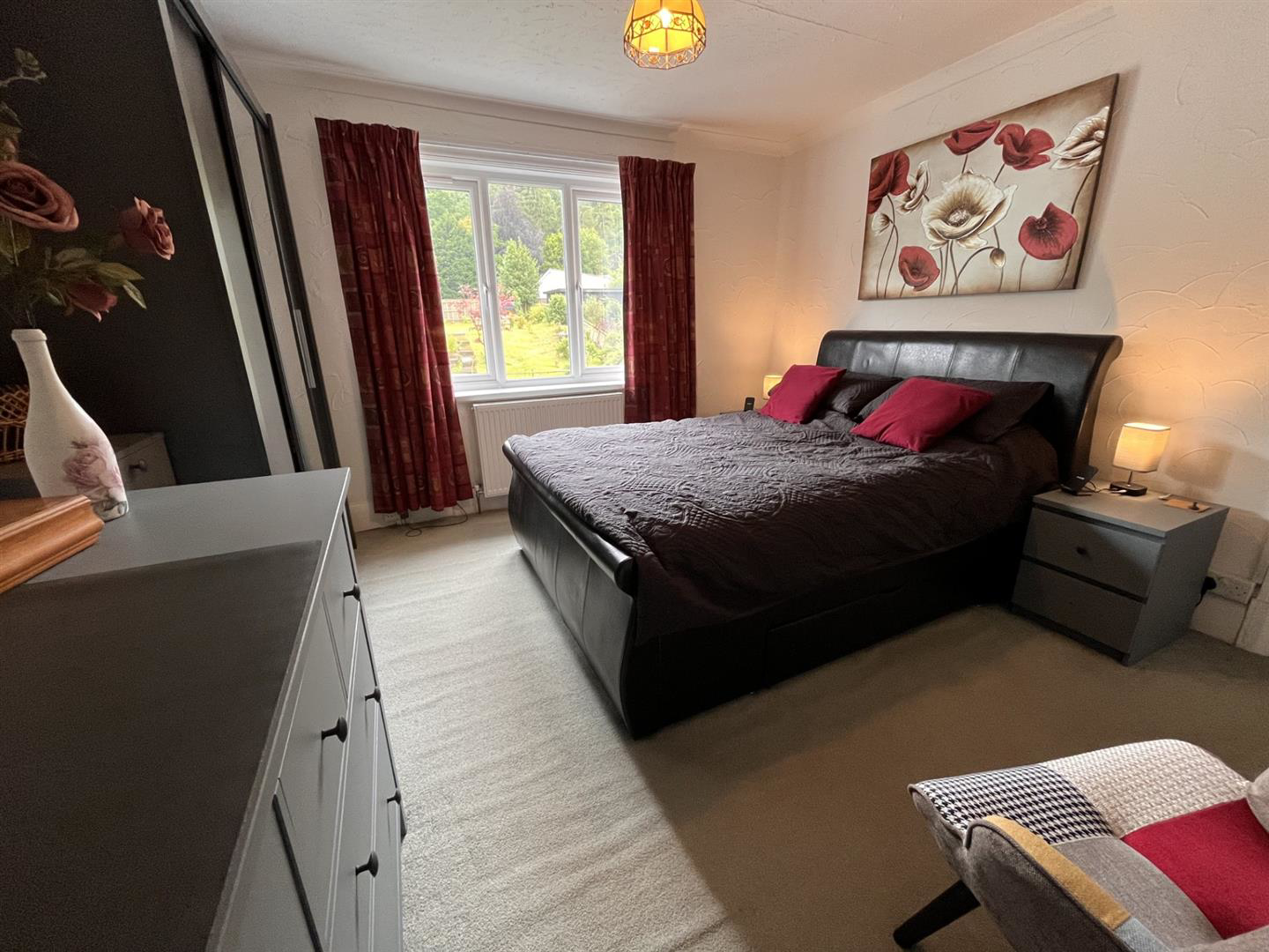 Carmarthen Road, Newcastle Emlyn, photo 13
