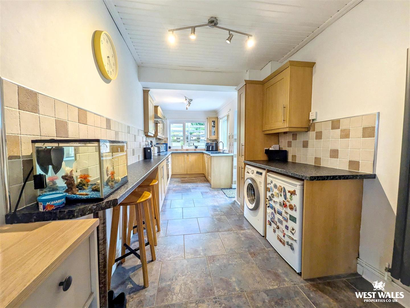 Llangunnor Road, Carmarthen, photo 9
