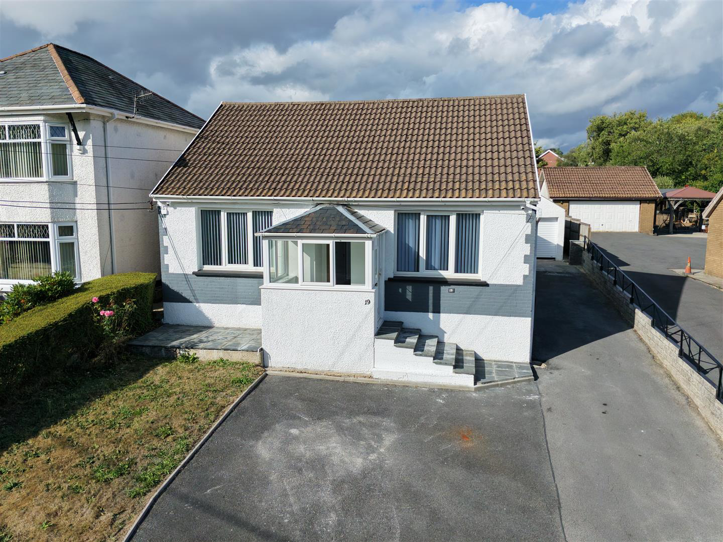 Pontardulais Road, Cross Hands, Llanelli