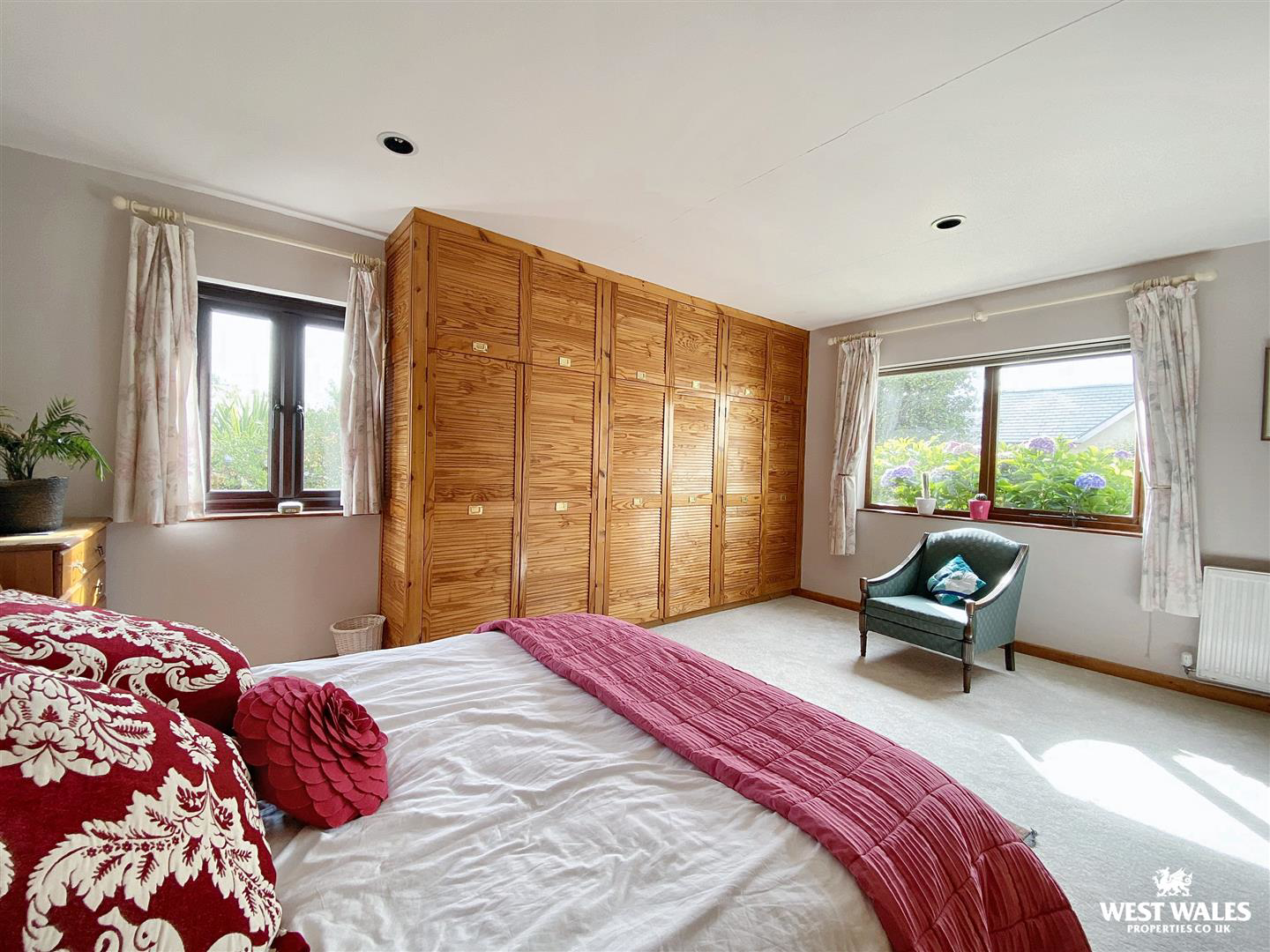 Leonardston Road, Llanstadwell, Milford Haven, photo 22
