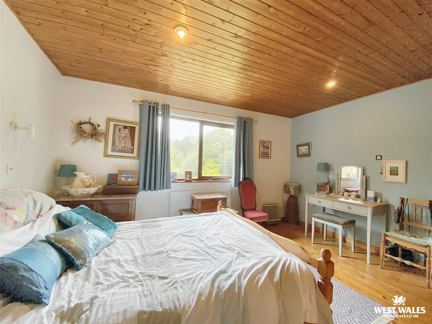 Leonardston Road, Llanstadwell, Milford Haven, photo 19