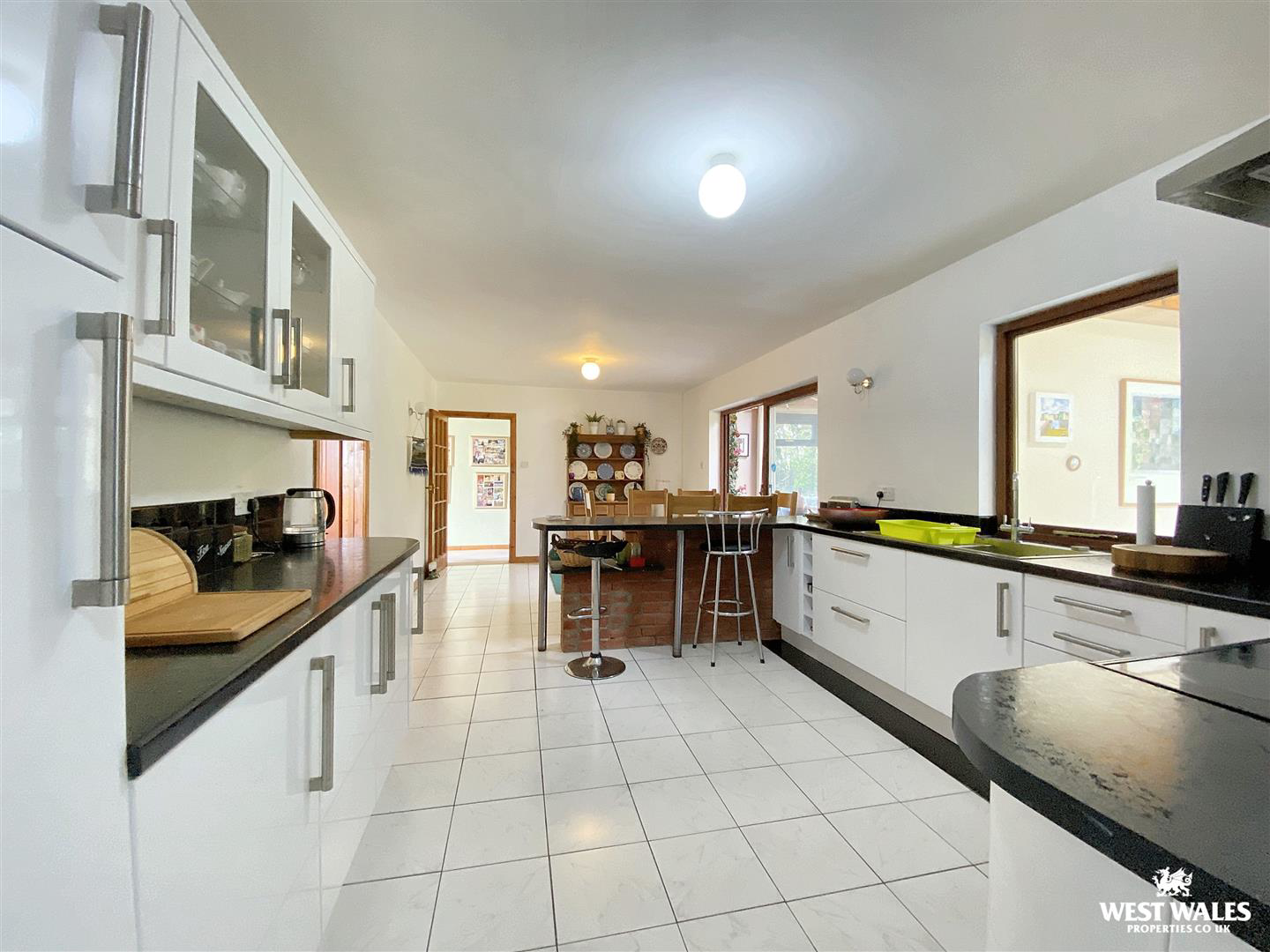 Leonardston Road, Llanstadwell, Milford Haven, photo 15