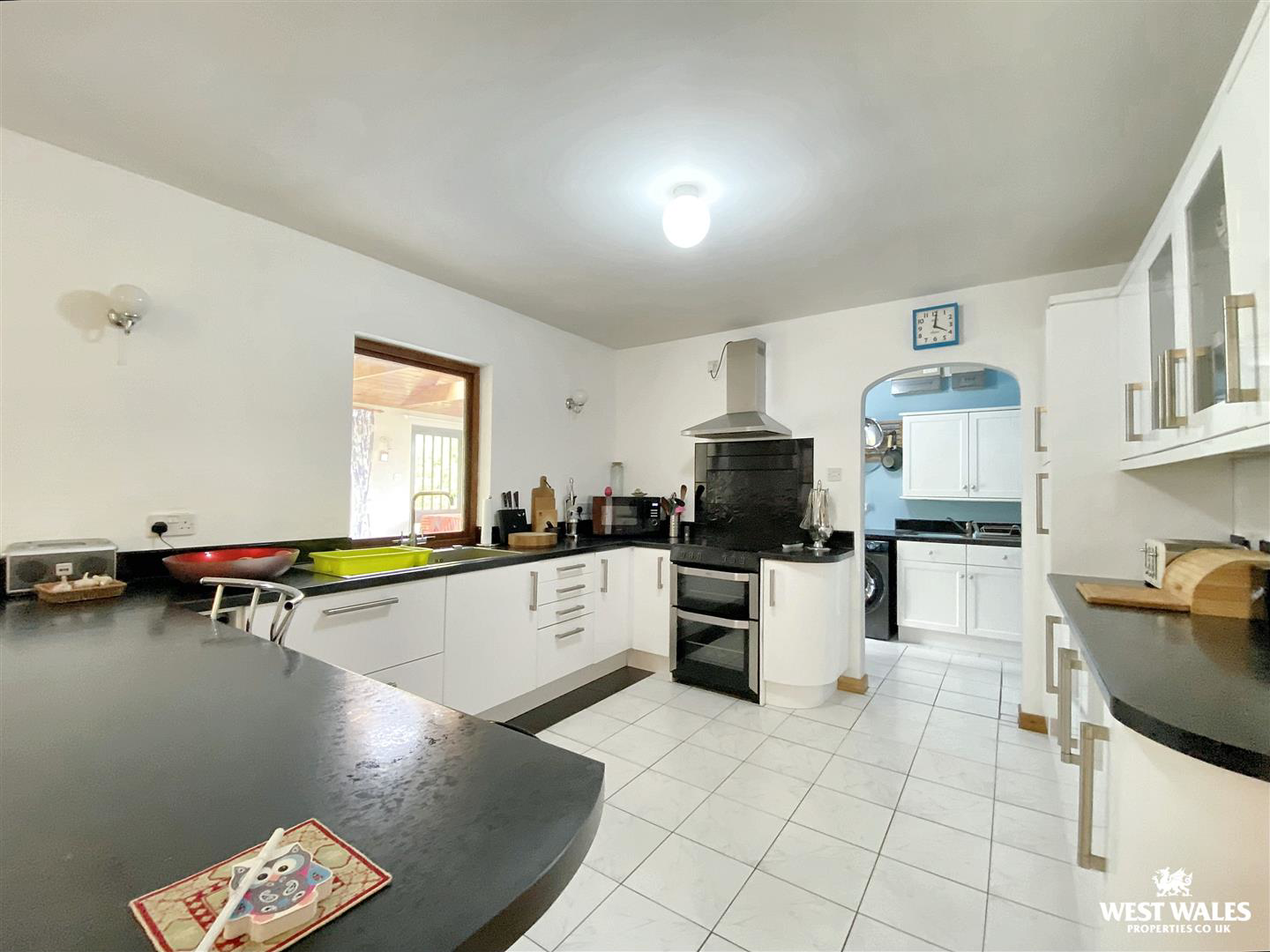 Leonardston Road, Llanstadwell, Milford Haven, photo 8