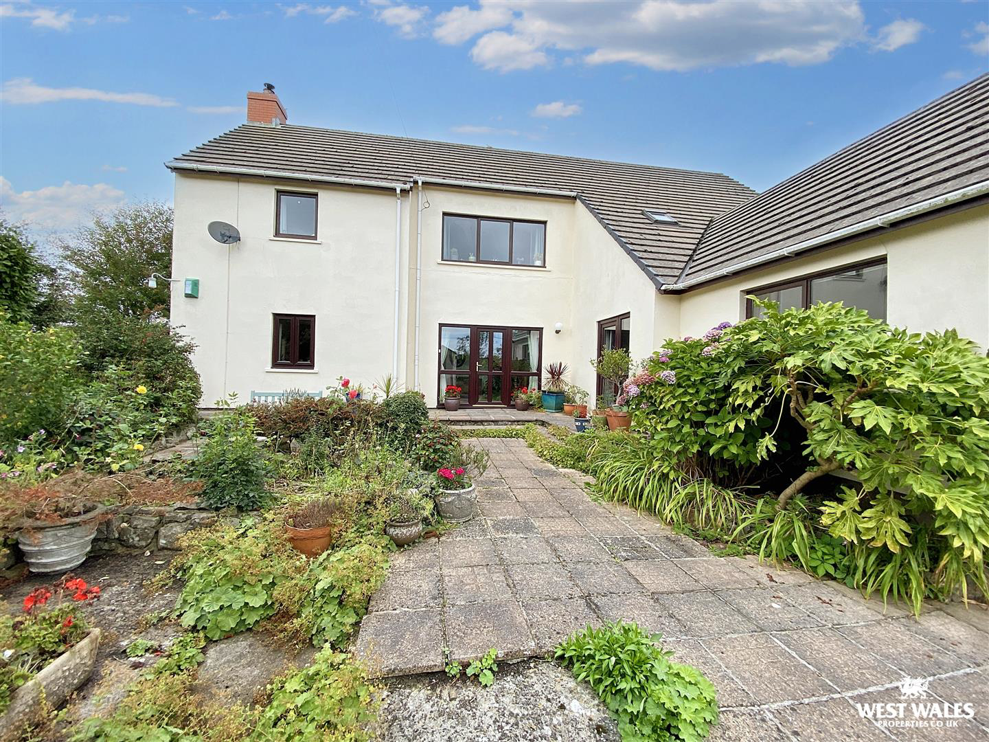 Leonardston Road, Llanstadwell, Milford Haven, photo 30