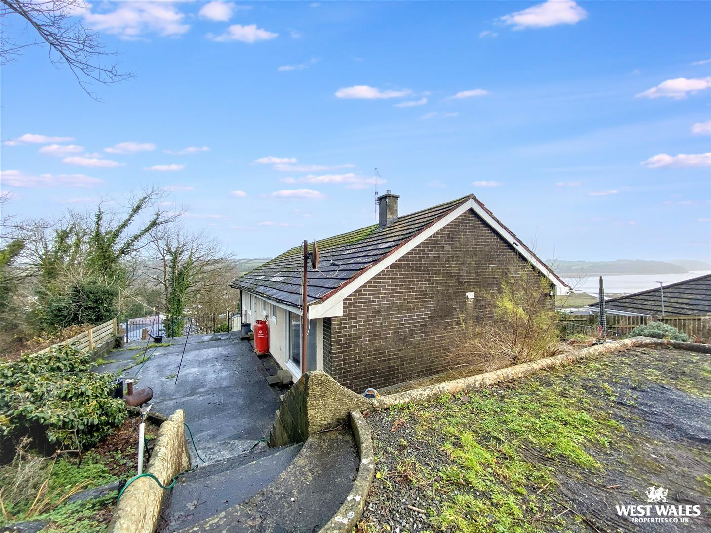 Stoneway Road, Laugharne, Carmarthen, photo 2