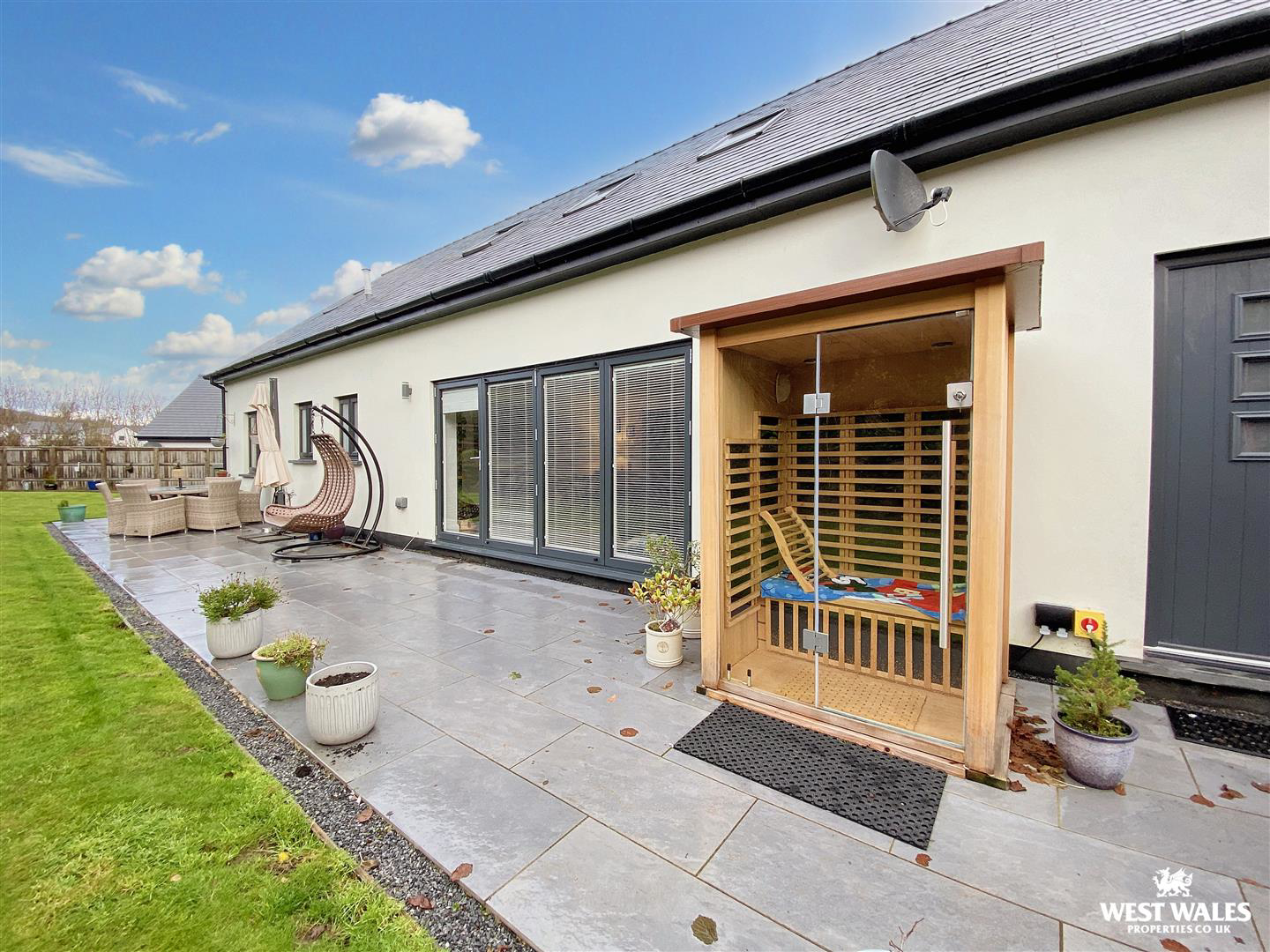Pludds Meadow, Laugharne, Carmarthen, photo 39