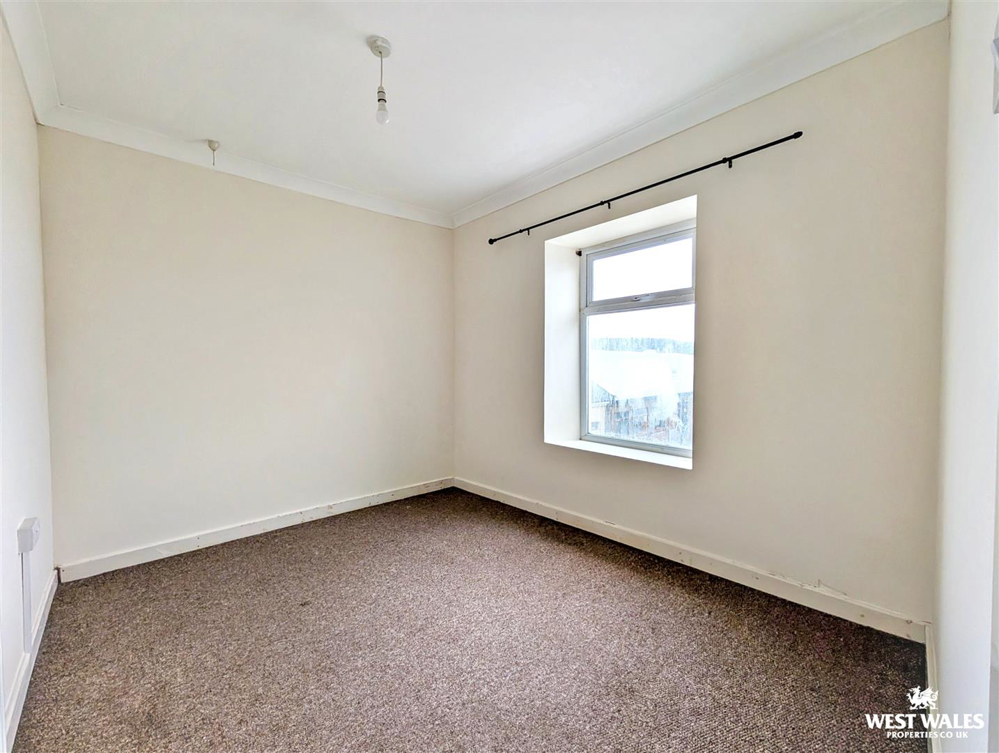 Parc Y Minos Street, Burryport, photo 15