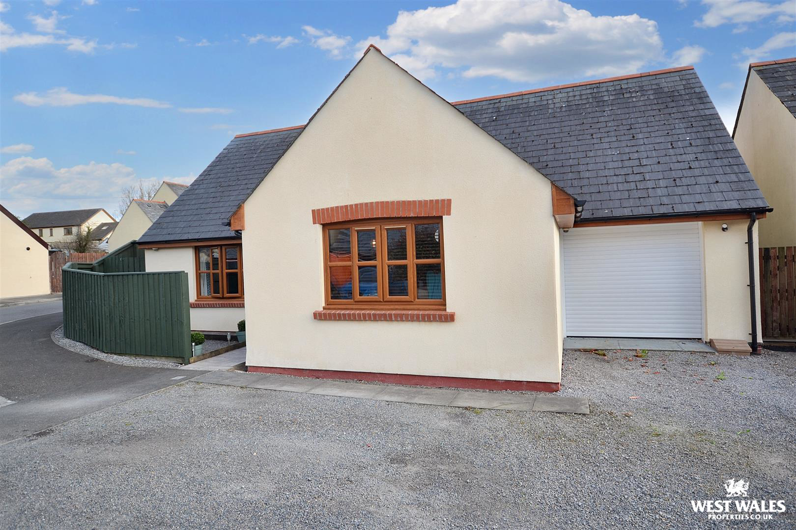 Llys Y Crofft, Whitland