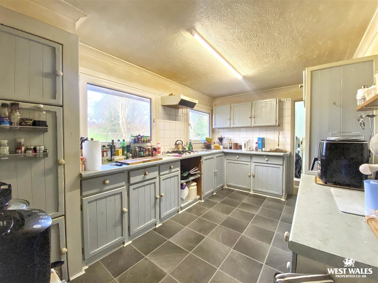 Stoneway Road, Laugharne, Carmarthen, photo 8