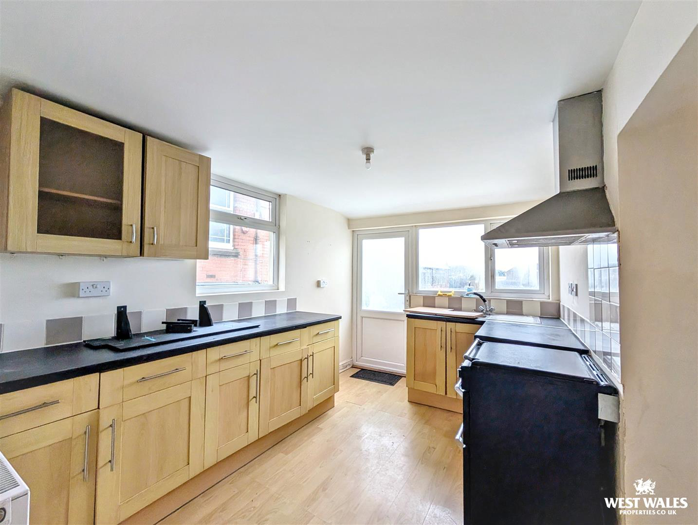 Parc Y Minos Street, Burryport, photo 8