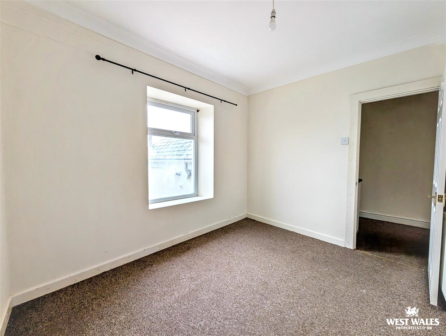 Parc Y Minos Street, Burryport, photo 16