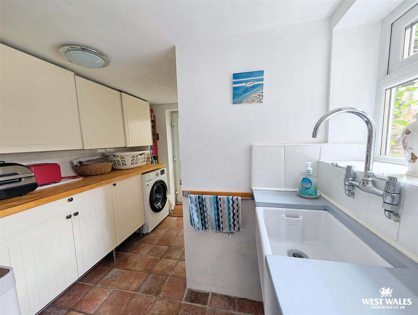 Wellfield Terrace, Ferryside, photo 9
