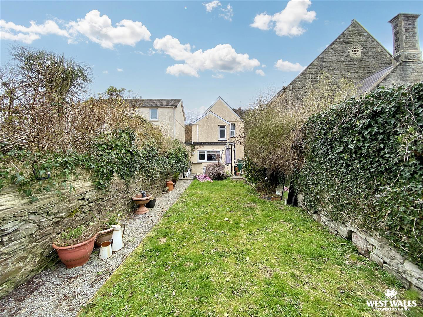 Eva Terrace, Ferryside, photo 17