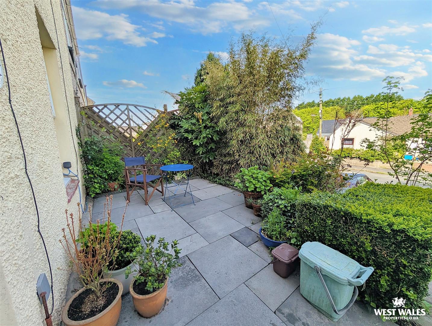 Wellfield Terrace, Ferryside, photo 2
