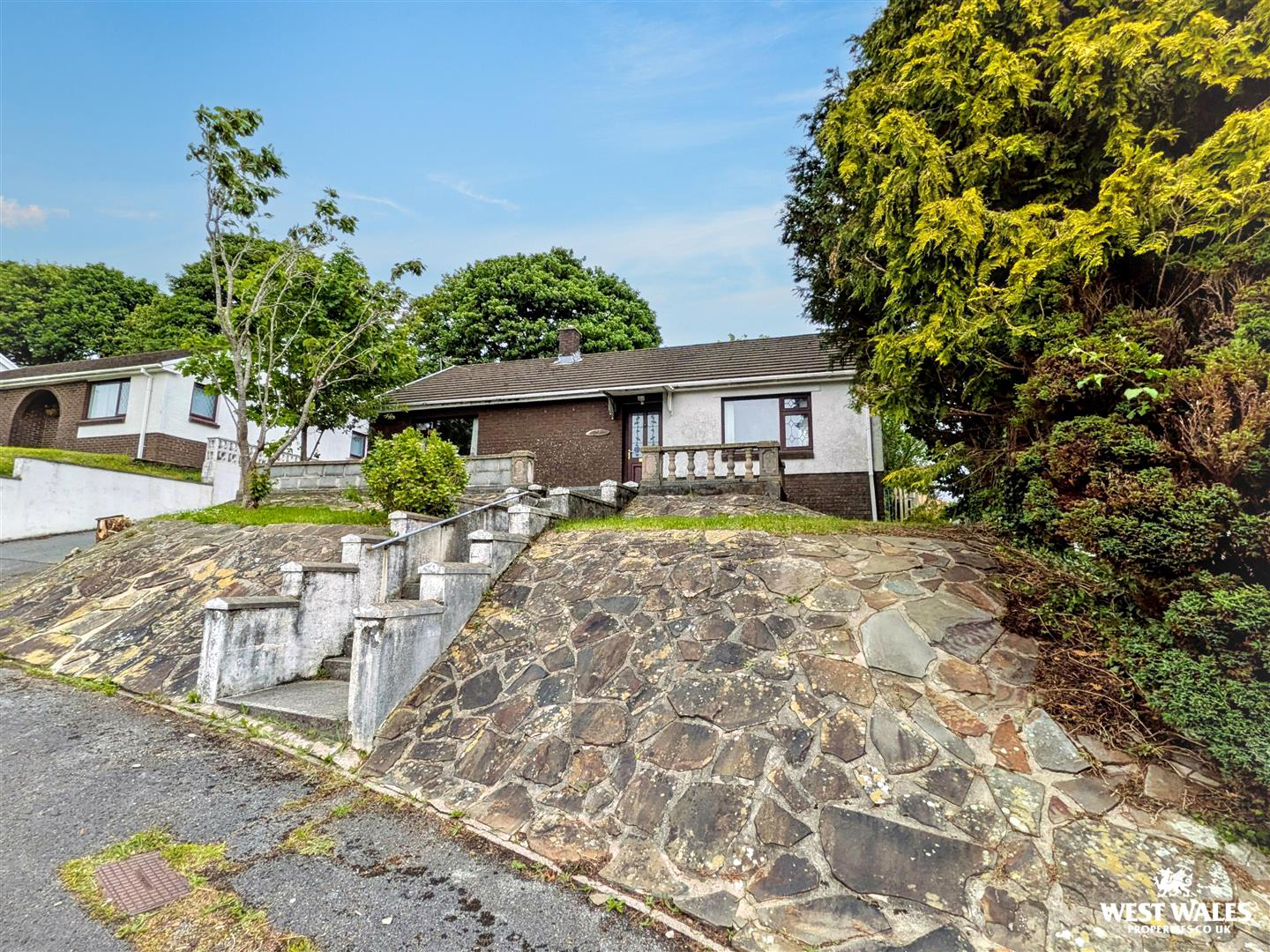 Devereaux Drive, Carmarthen, photo 23