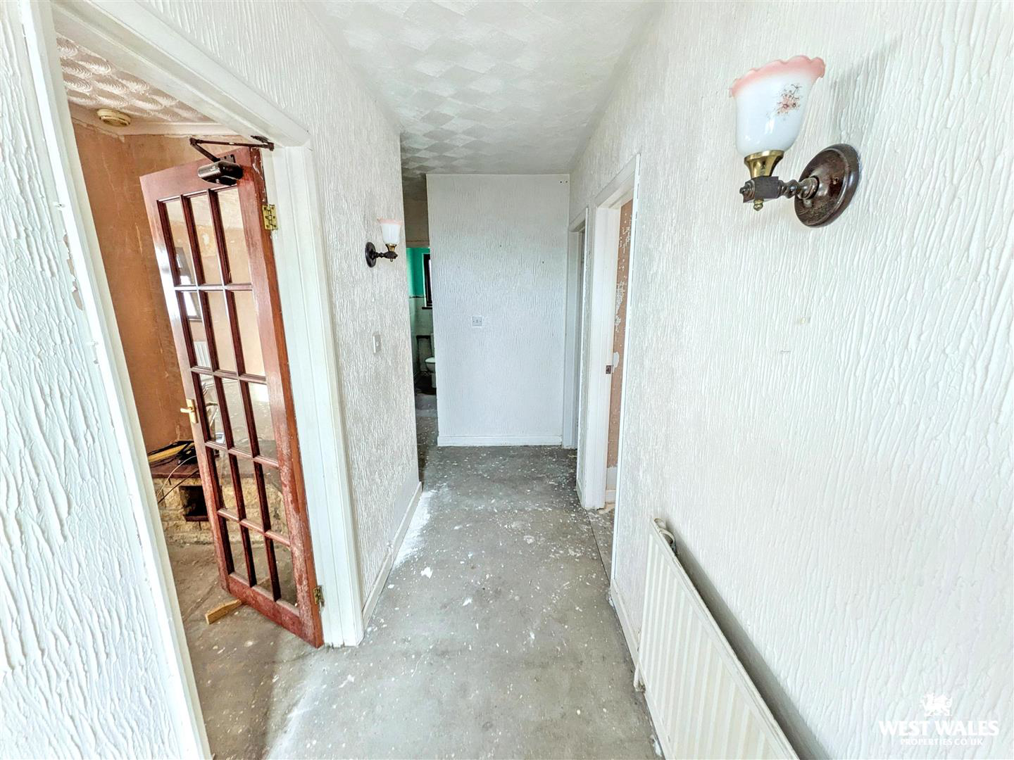 Devereaux Drive, Carmarthen, photo 2