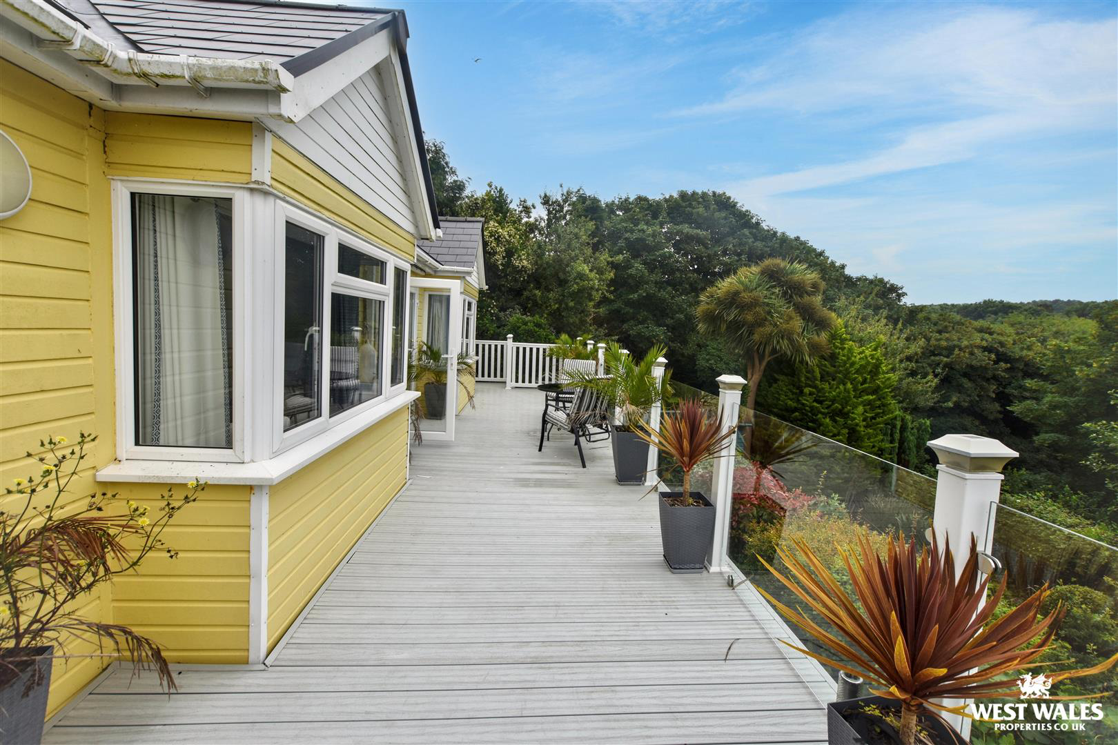 Beach Road, Llanreath, Pembroke Dock, photo 17
