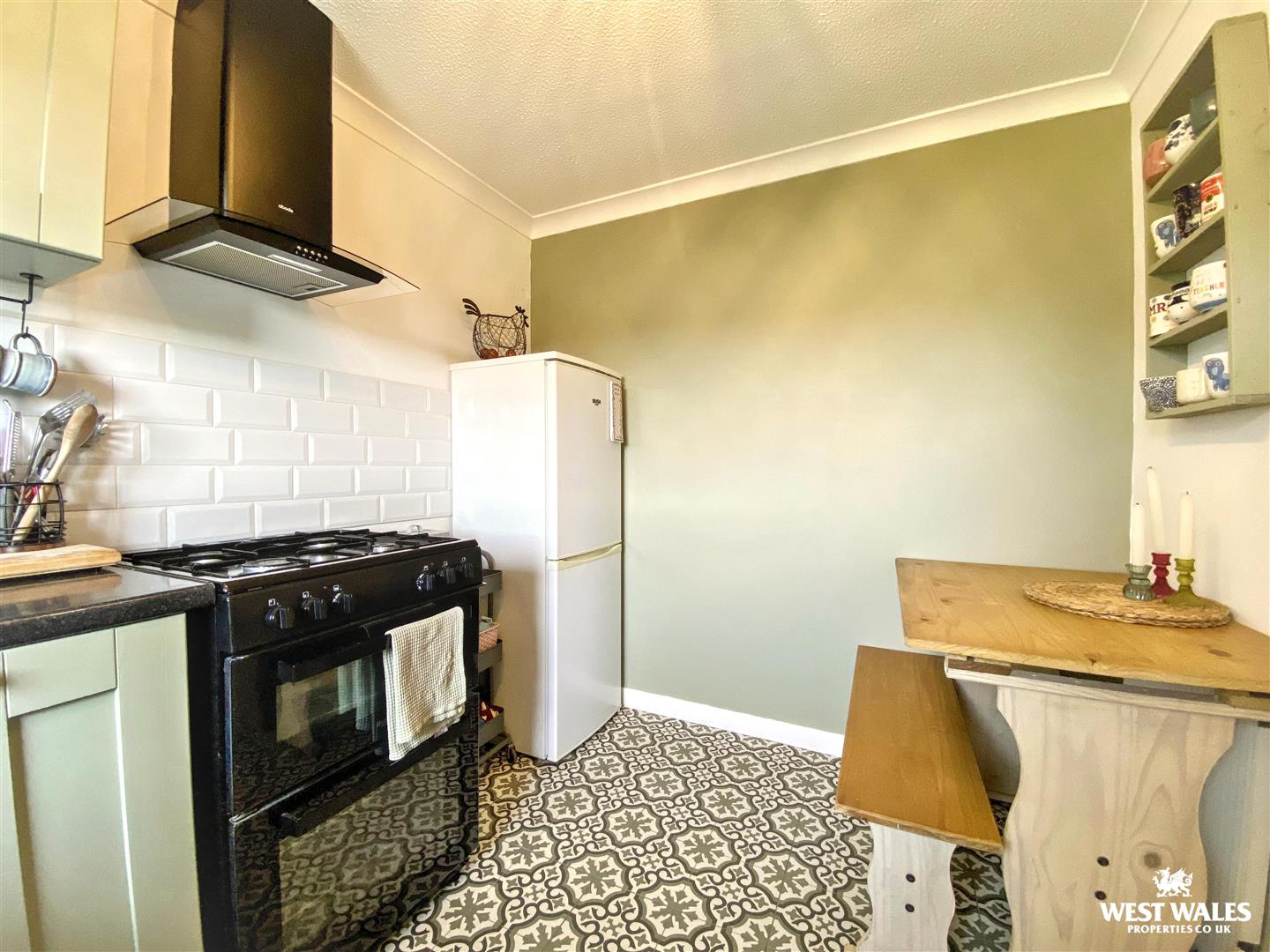 Oakfield Drive, Kilgetty, photo 6