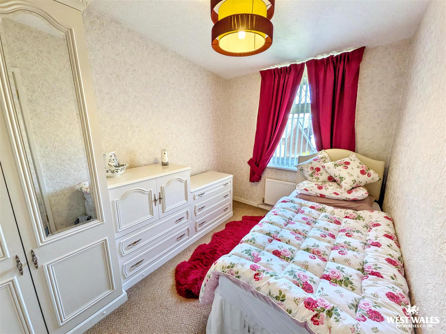Heol-Y-Wawr, Carmarthen, photo 11
