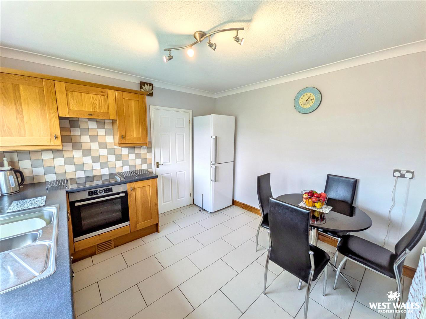 Brithdir, Llangunnor, Carmarthen, photo 12