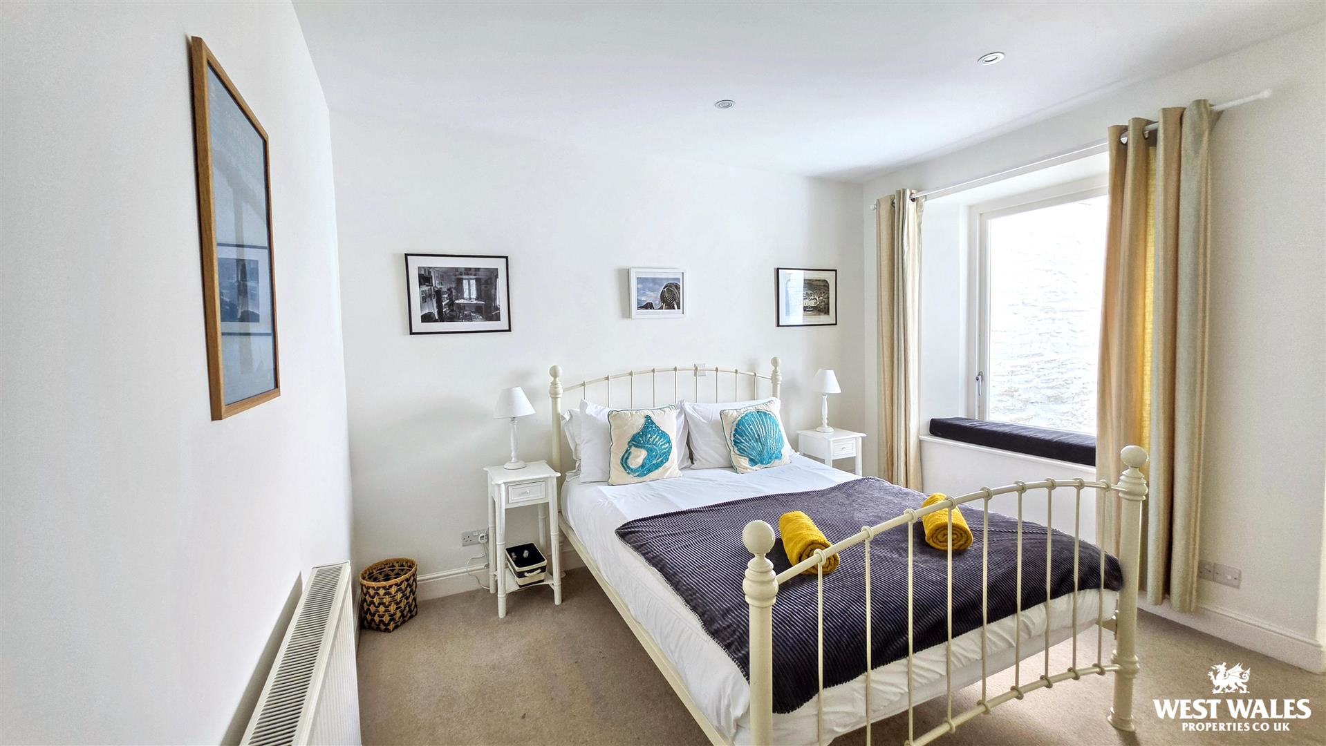 Bedroom 4 (4).jpg
