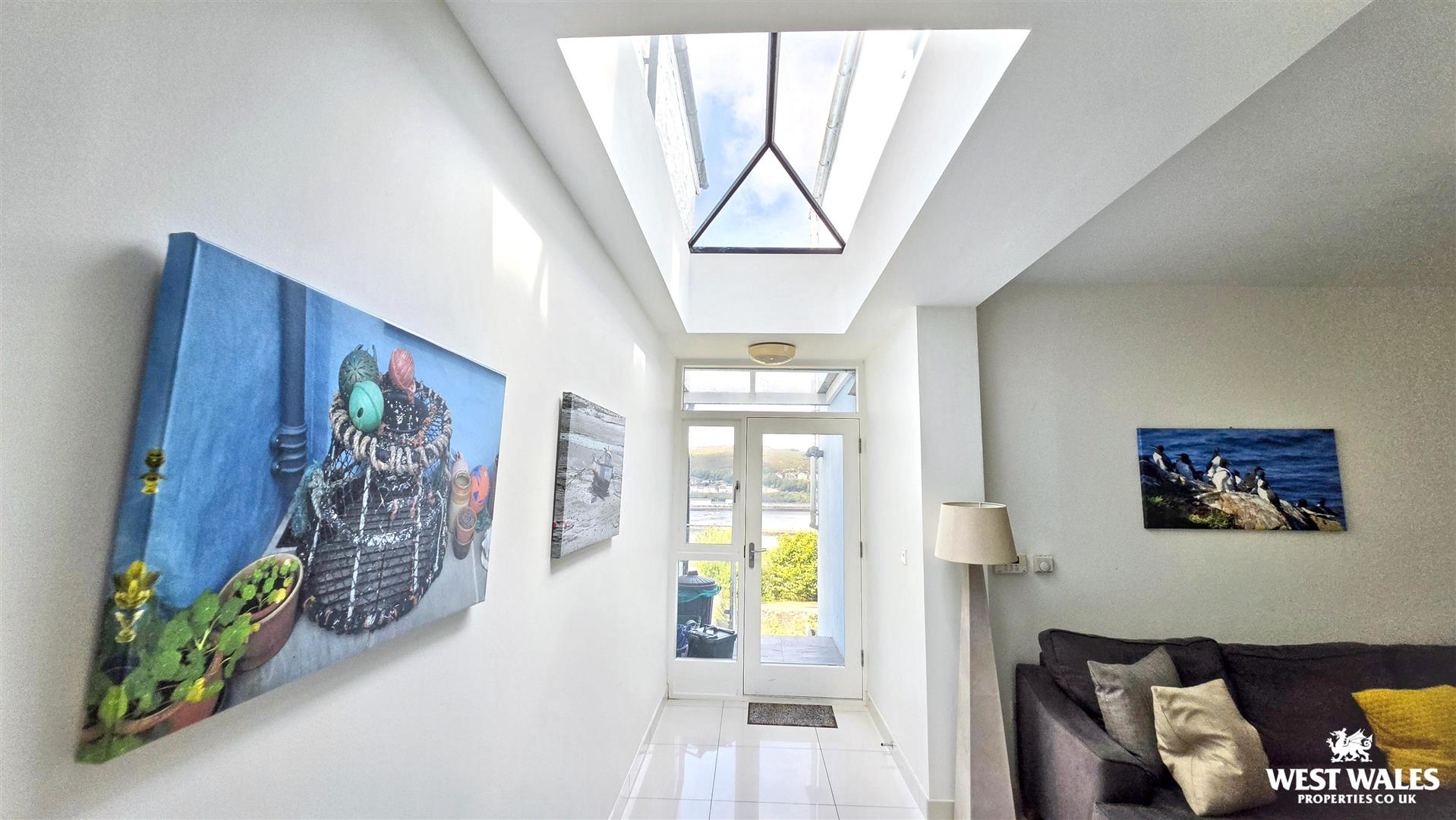 Lightwell (1).jpg