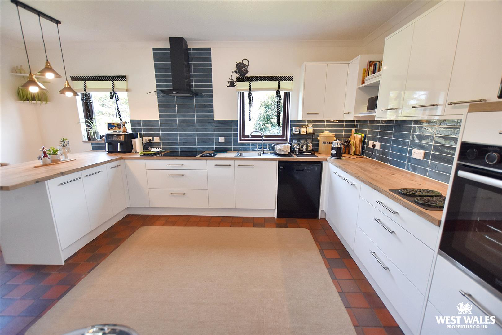 Simpson Cross, photo 22