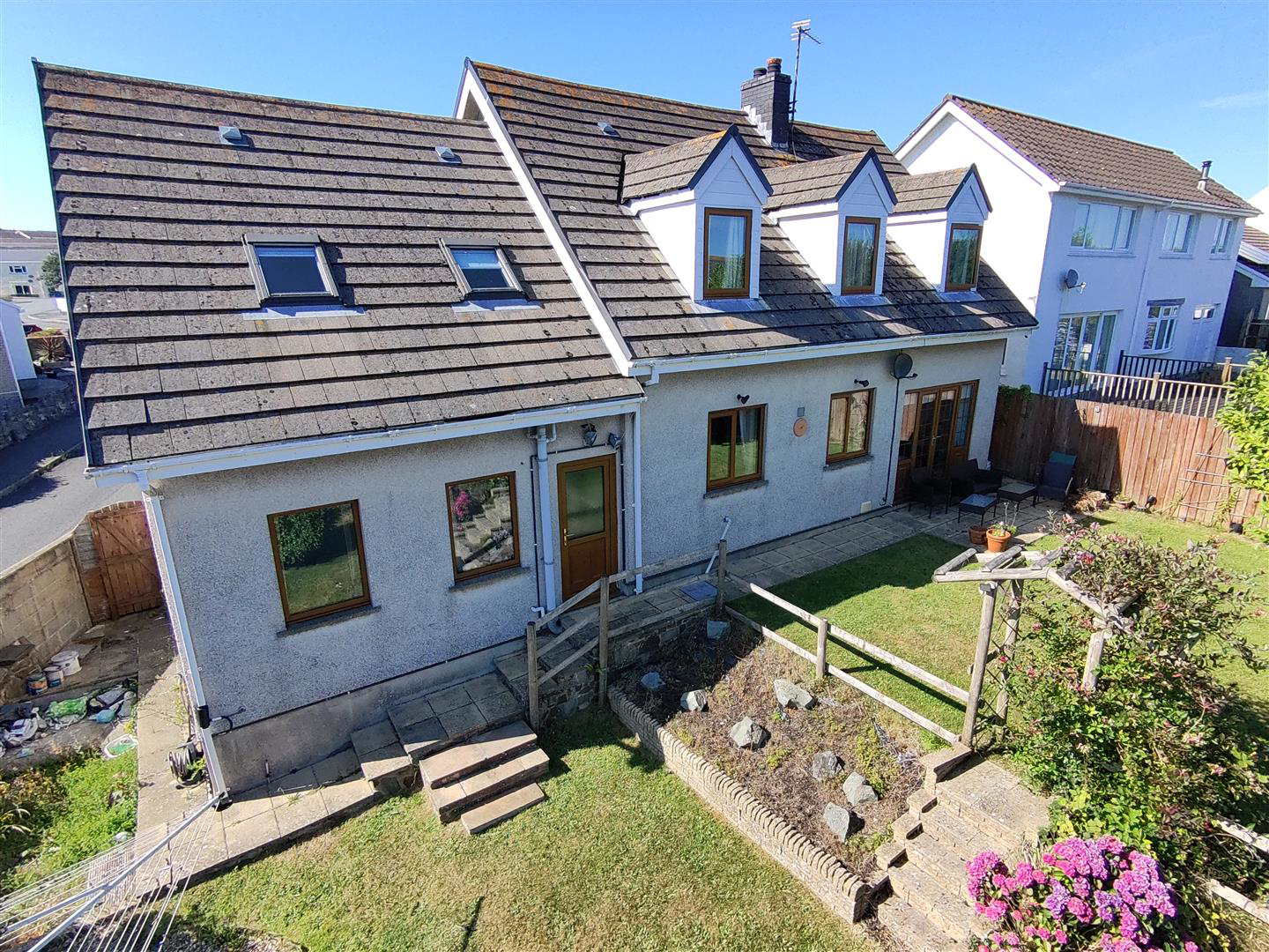 Woodlands Crescent, Milford Haven, photo 28