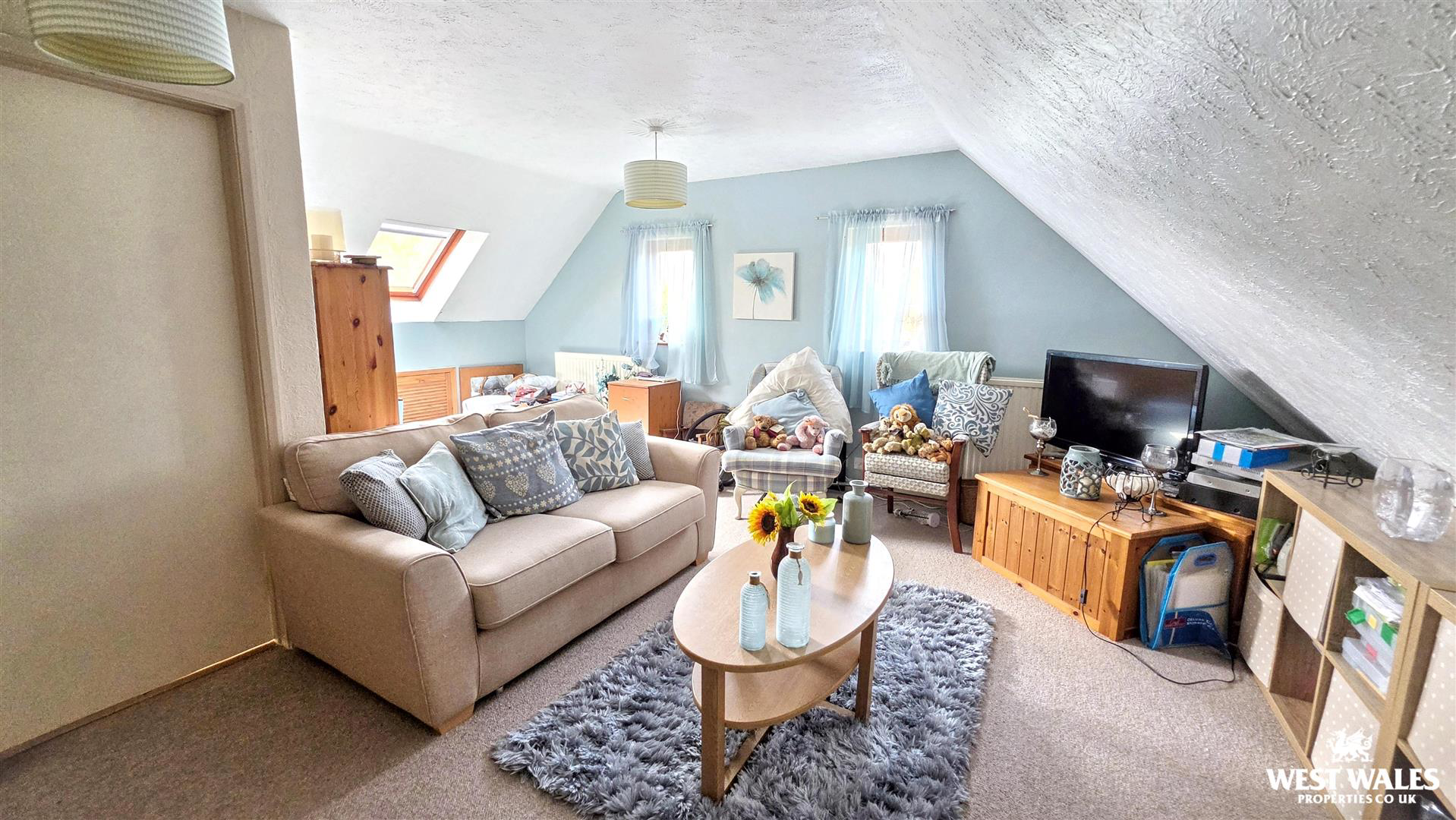 Woodlands Crescent, Milford Haven, photo 18