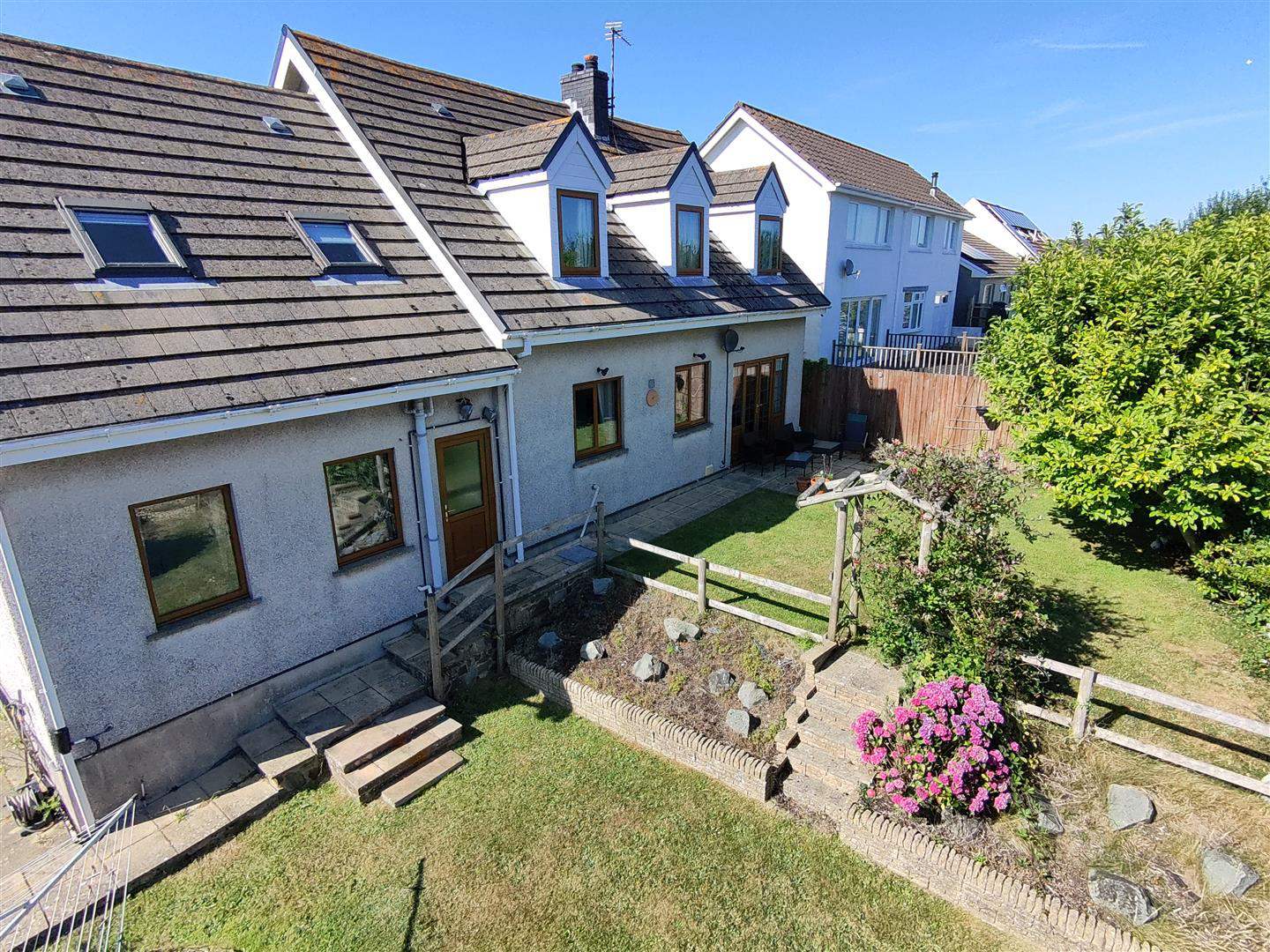 Woodlands Crescent, Milford Haven, photo 31