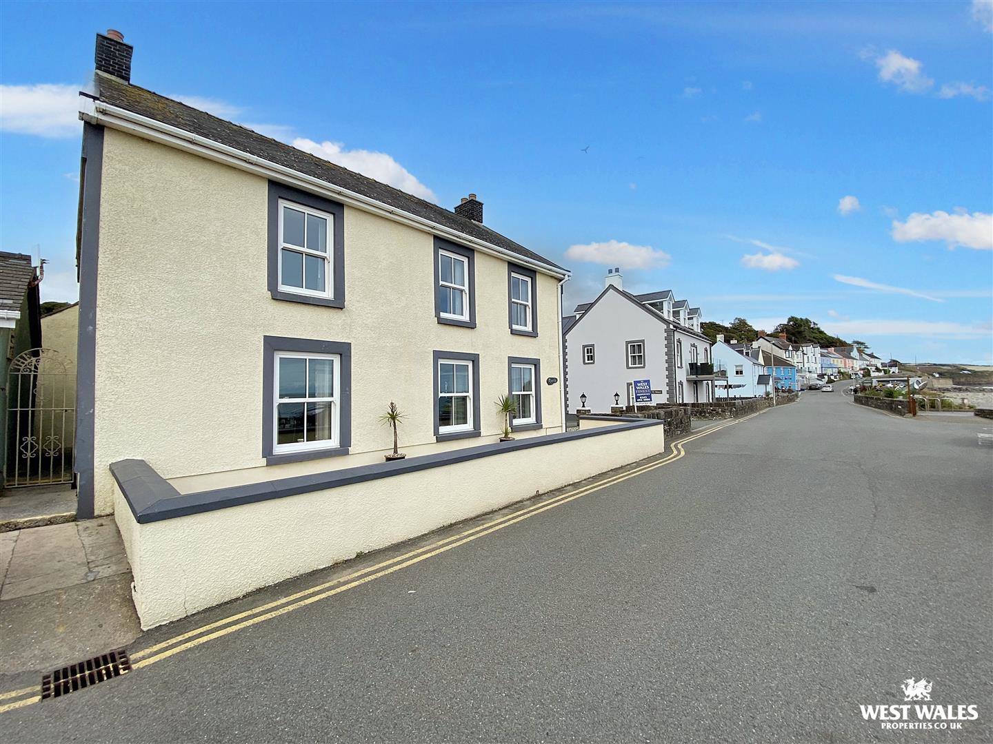Amroth, Narberth