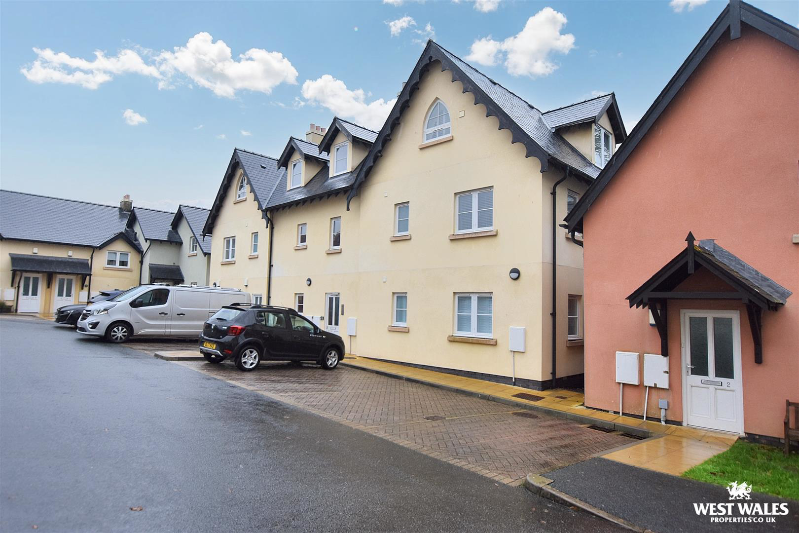 Rhodewood House Apartments, St. Brides Hill, Saundersfoot, photo 2
