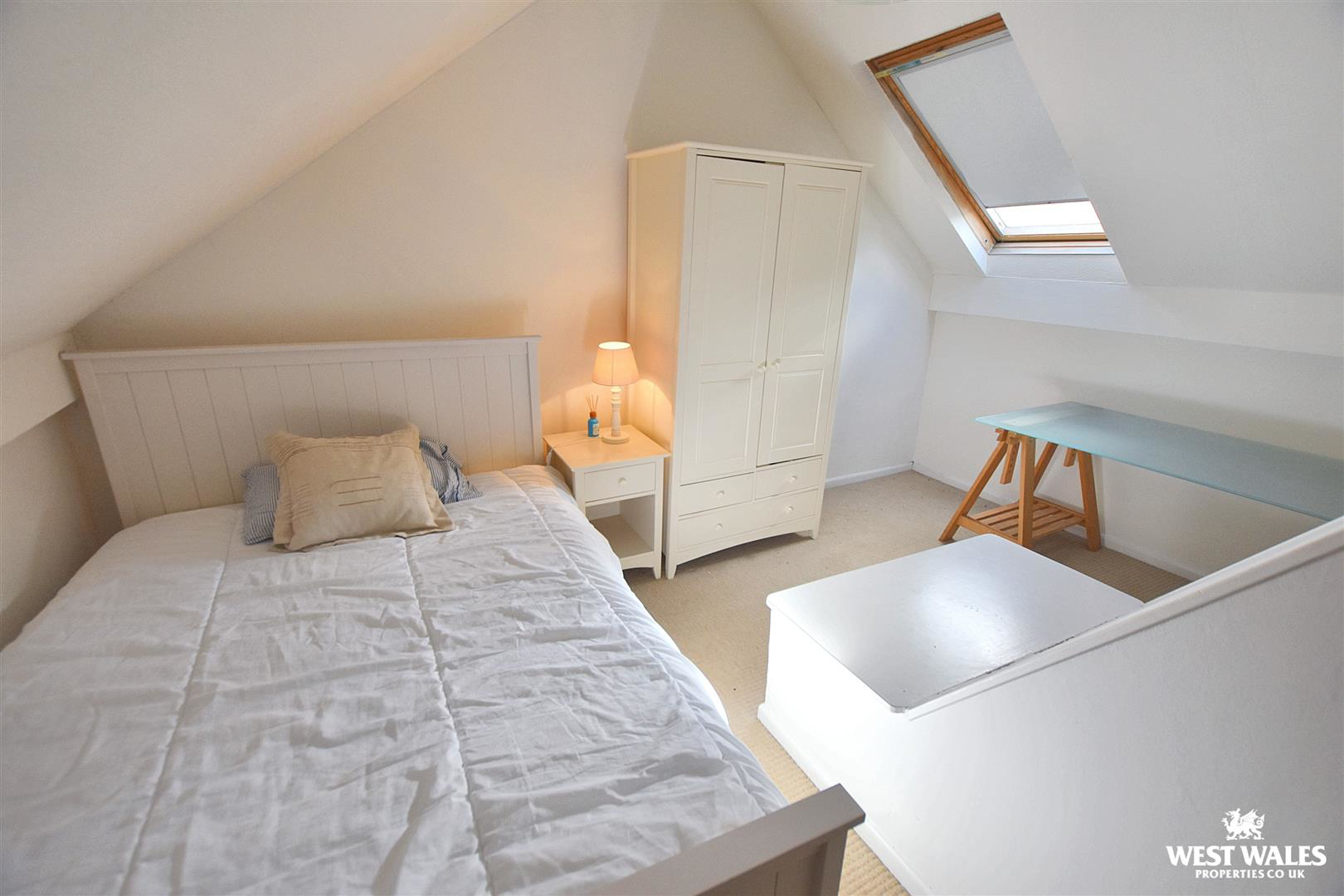 St. Johns Croft, Tenby, photo 13