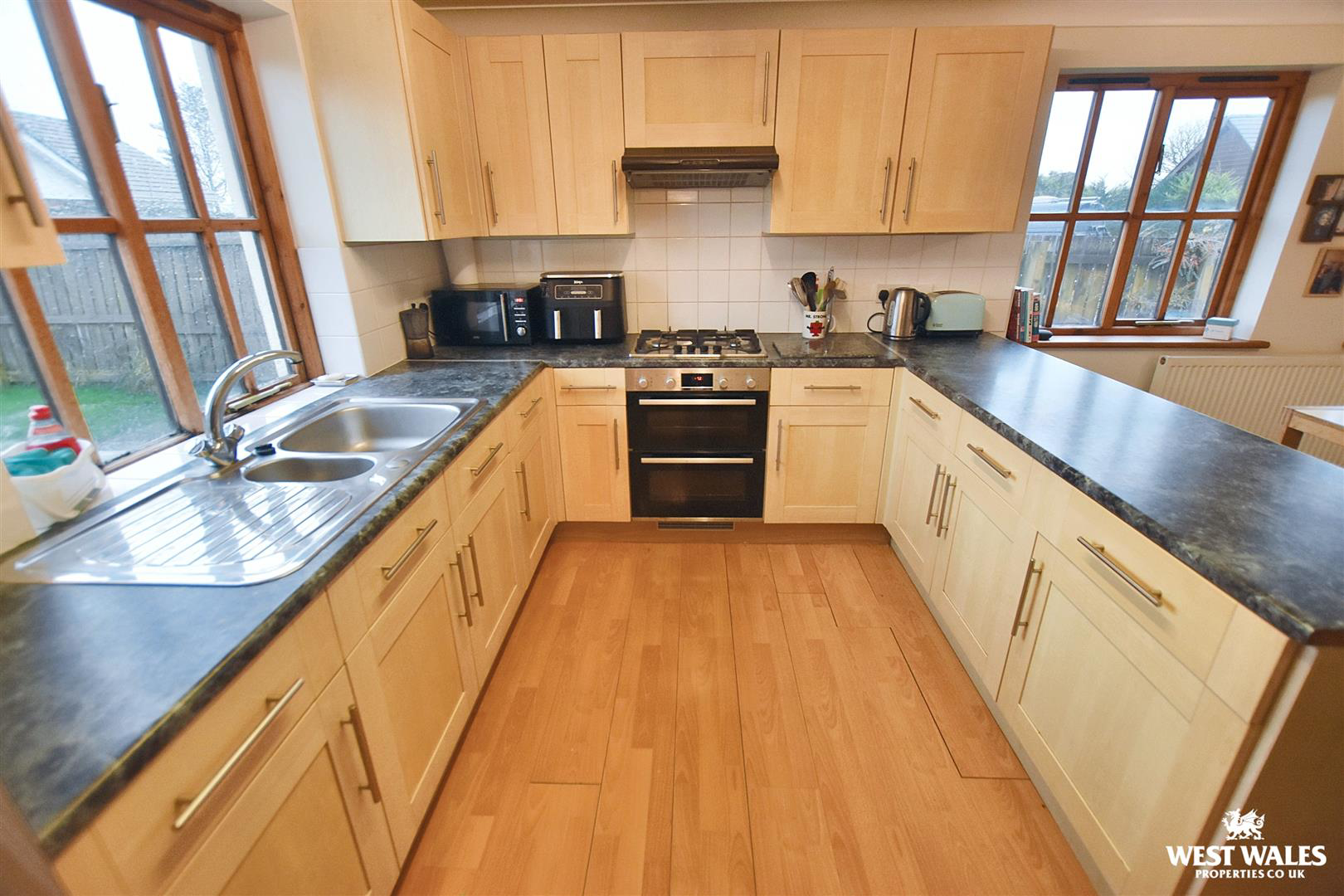 Lime Grove, Tavernspite, Whitland, photo 8