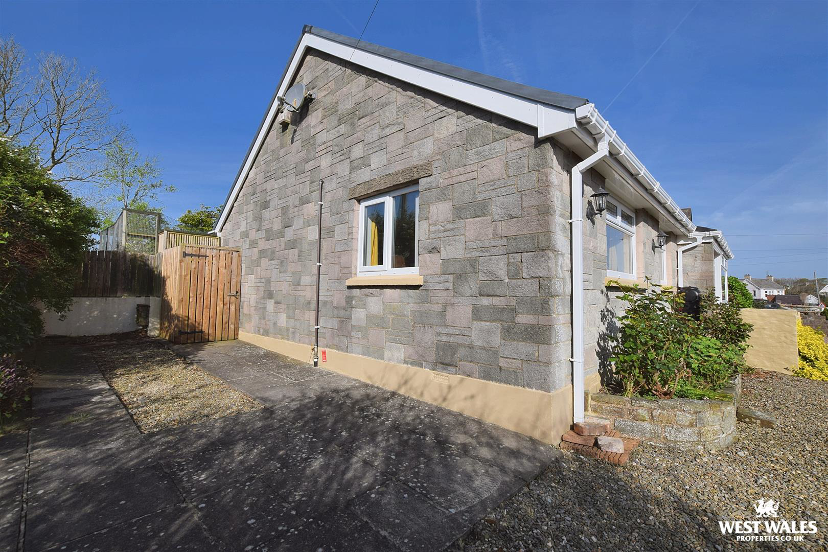 Hilltop Way, Parcllyn, Cardigan, photo 28