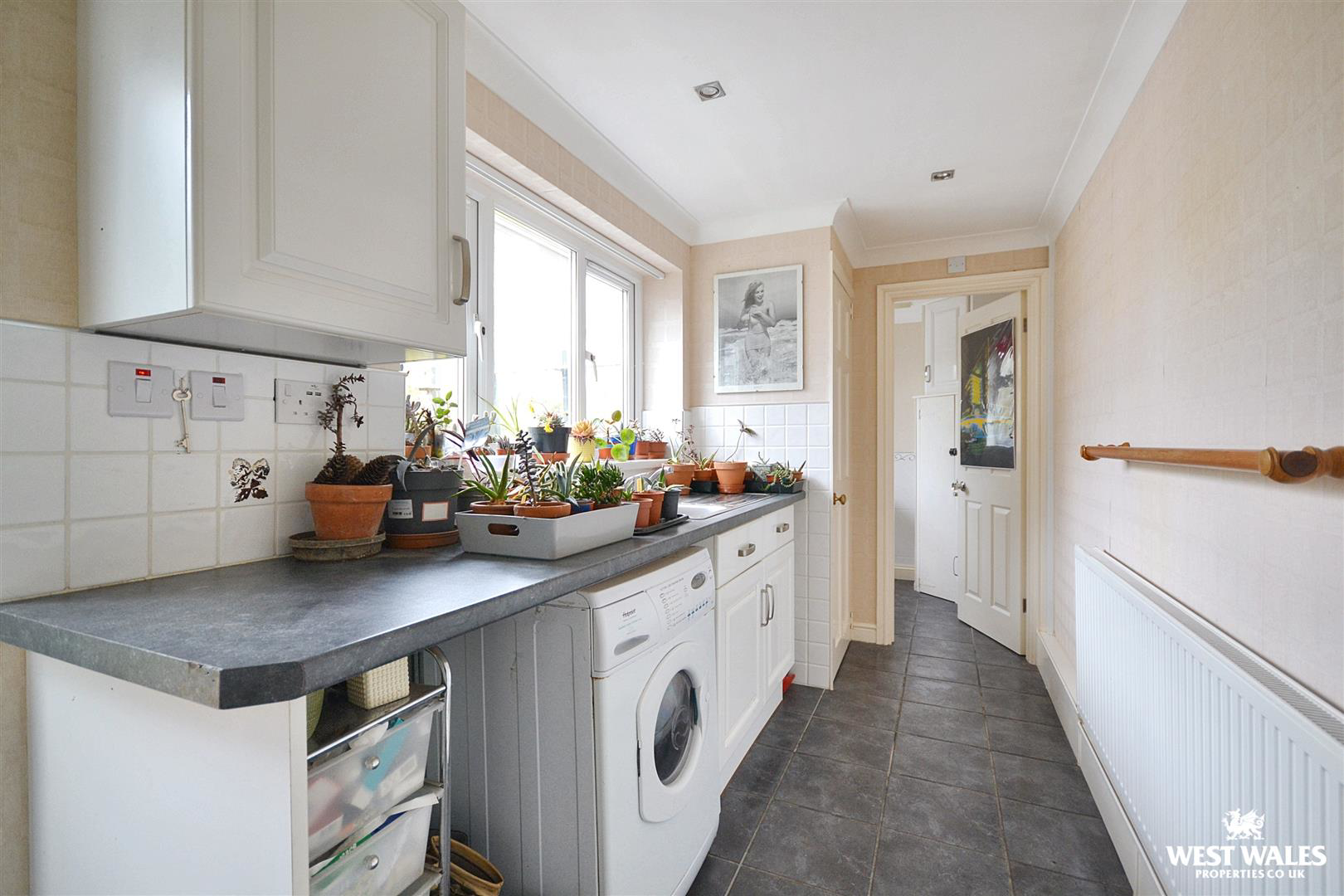 Hilltop Way, Parcllyn, Cardigan, photo 30