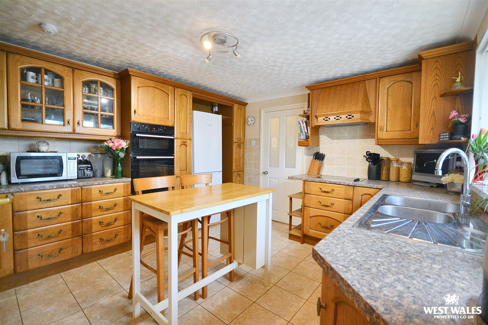 Hilltop Way, Parcllyn, Cardigan, photo 6