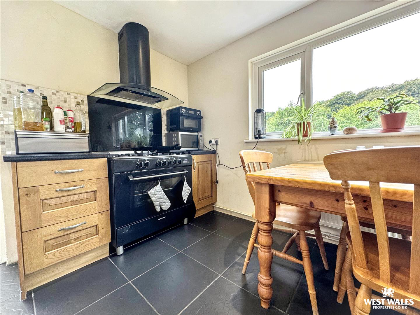Holyland Road, Pembroke, photo 9