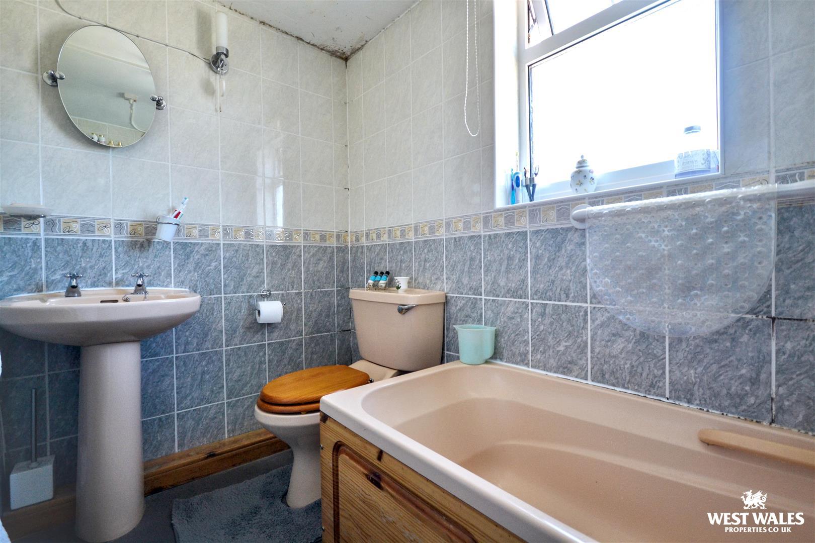 Clynderwen, photo 9