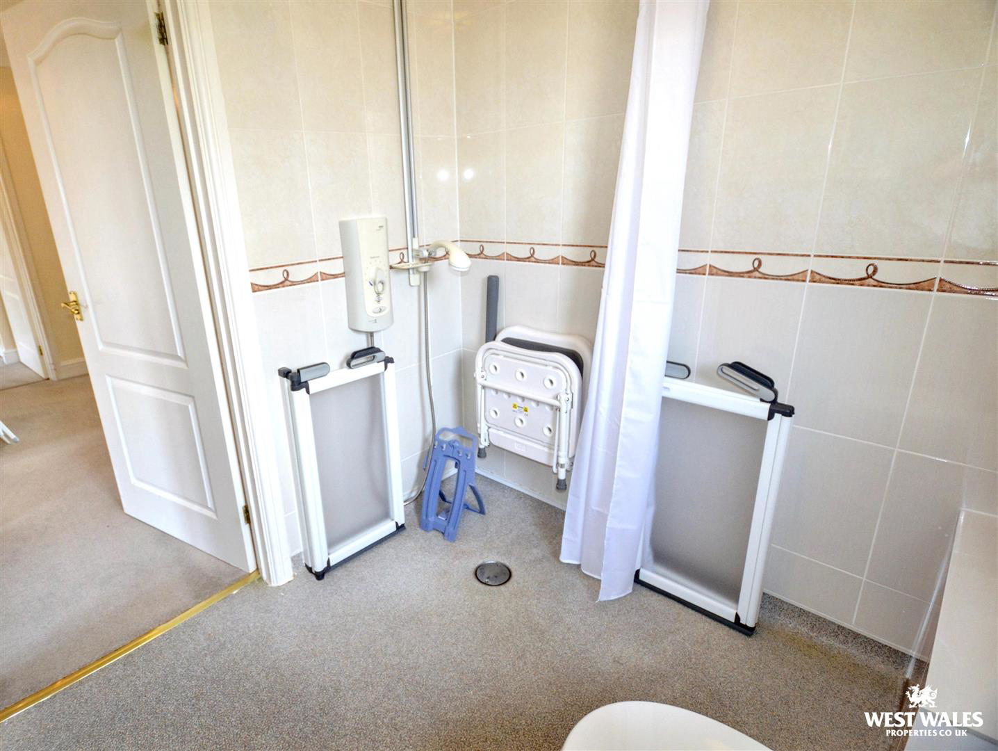 Skomer Drive, Milford Haven, photo 20