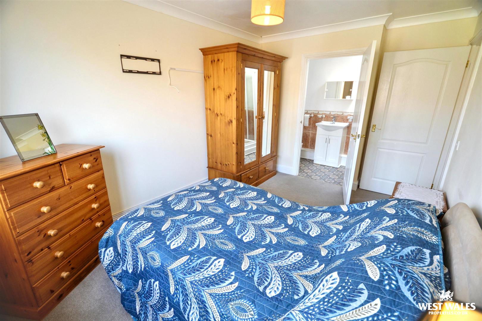Skomer Drive, Milford Haven, photo 15