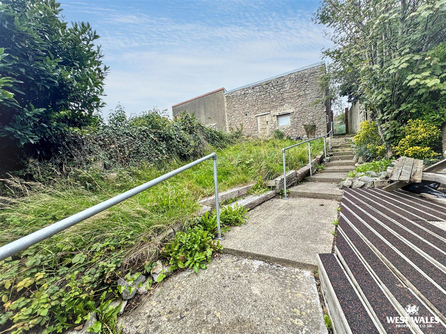London Road, Pembroke Dock, photo 22