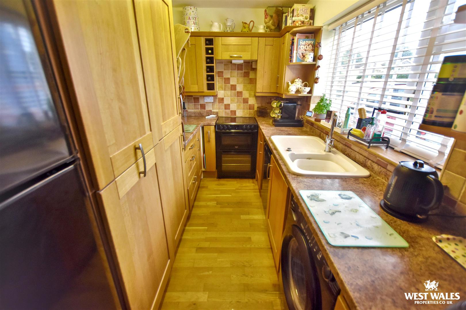Holyland Drive, Pembroke, photo 8
