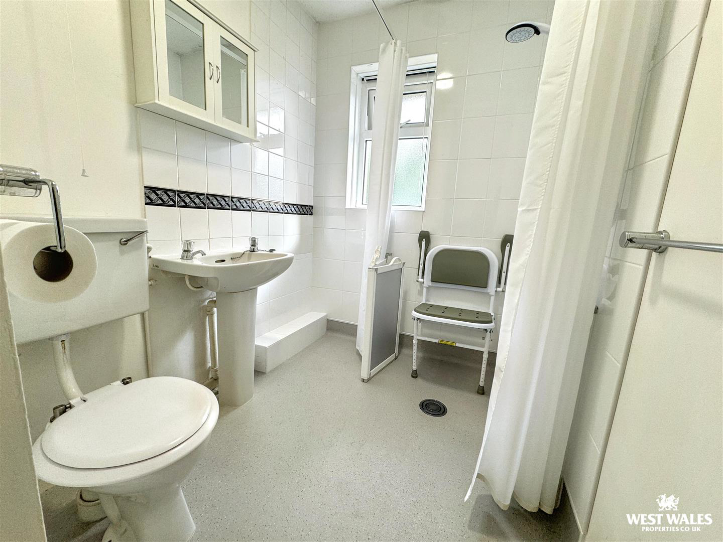Lowless Close, Pembroke, photo 15