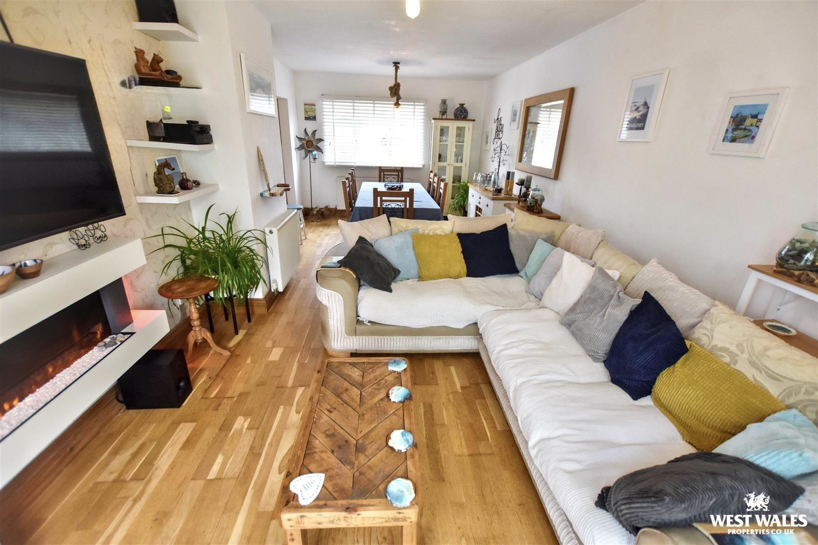 Holyland Drive, Pembroke, photo 24