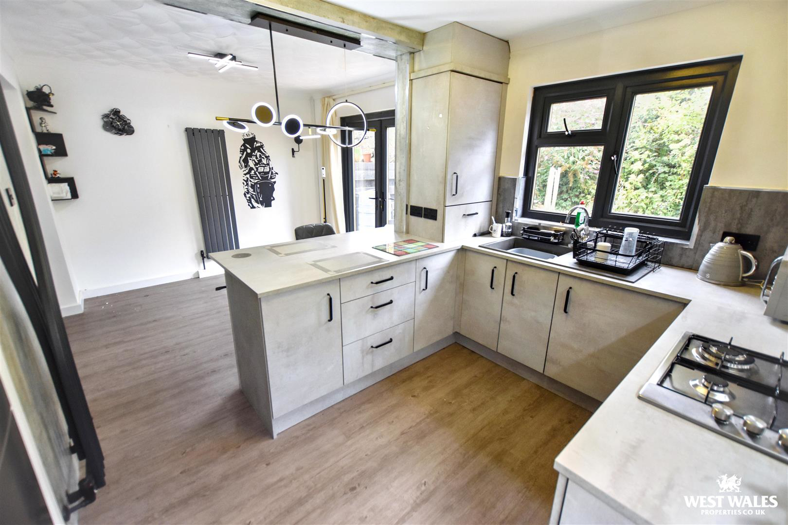 Two Penny Hay Close, Pembroke, photo 10